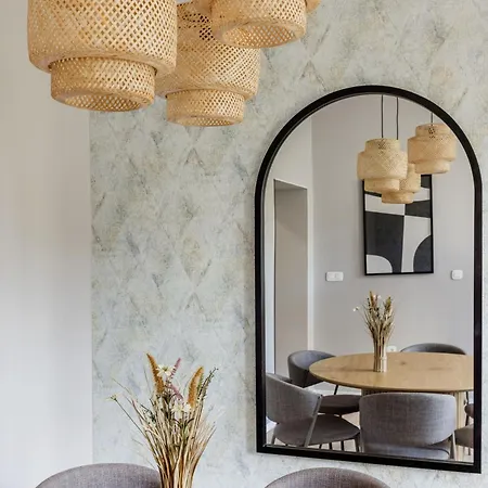 Stylish Escape Apartment Budapest